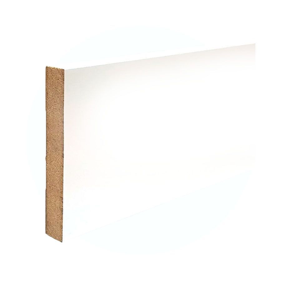 Inserción de MDF de 8 mm en el zócalo oculto 60×13,5 mm